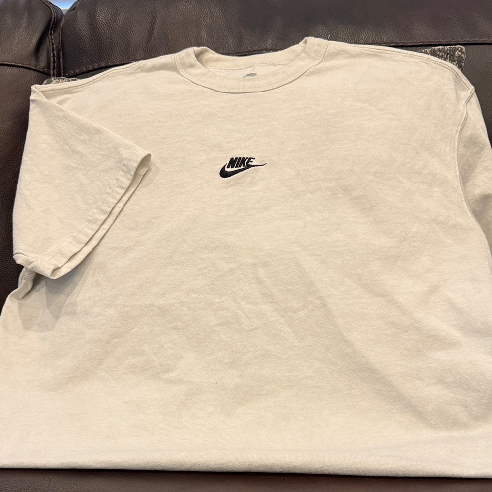 Nike Men's Short Sleeve Tee in Cream